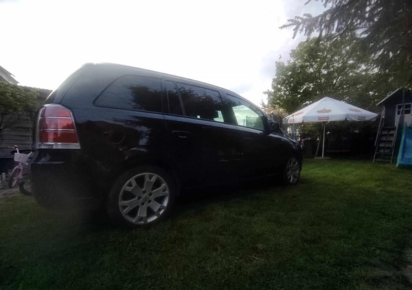 Opel Zafira cena 14900 przebieg: 350000, rok produkcji 2007 z Kielce małe 106